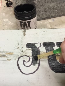Easy Sign Making with Front Porch Mercantile